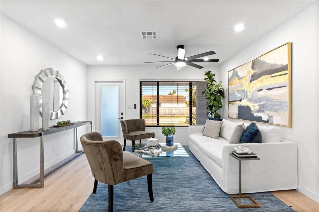 48 Southeast 7th Street Dania, FL 33004 - Photo 5 of 47 Photo 5