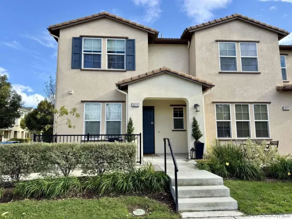 $784,999 | 3014 North Oxnard Boulevard, Oxnard, CA 93036