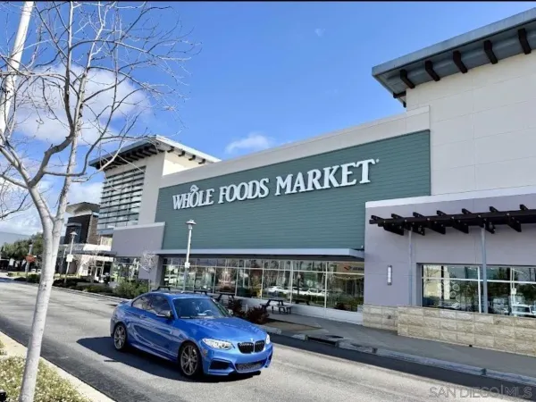 $784,999 | 3014 North Oxnard Boulevard, Oxnard, CA 93036