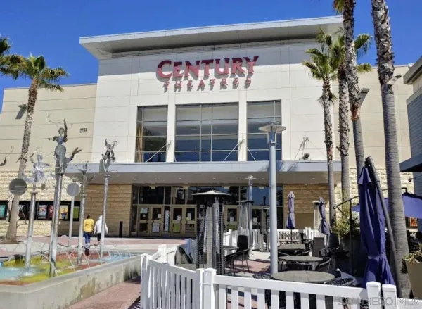 $784,999 | 3014 North Oxnard Boulevard, Oxnard, CA 93036