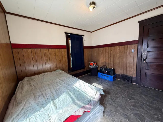 $239,900 | 1308 East Avenue, Worthington, MN 56187