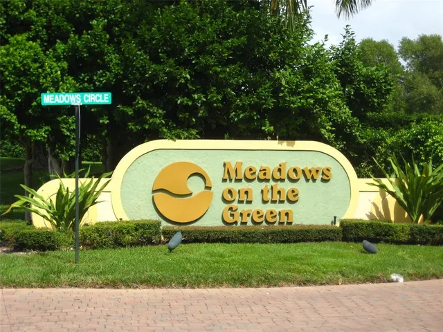$1,700 | 1529 Meadows Circle, Boynton Beach, FL 33436