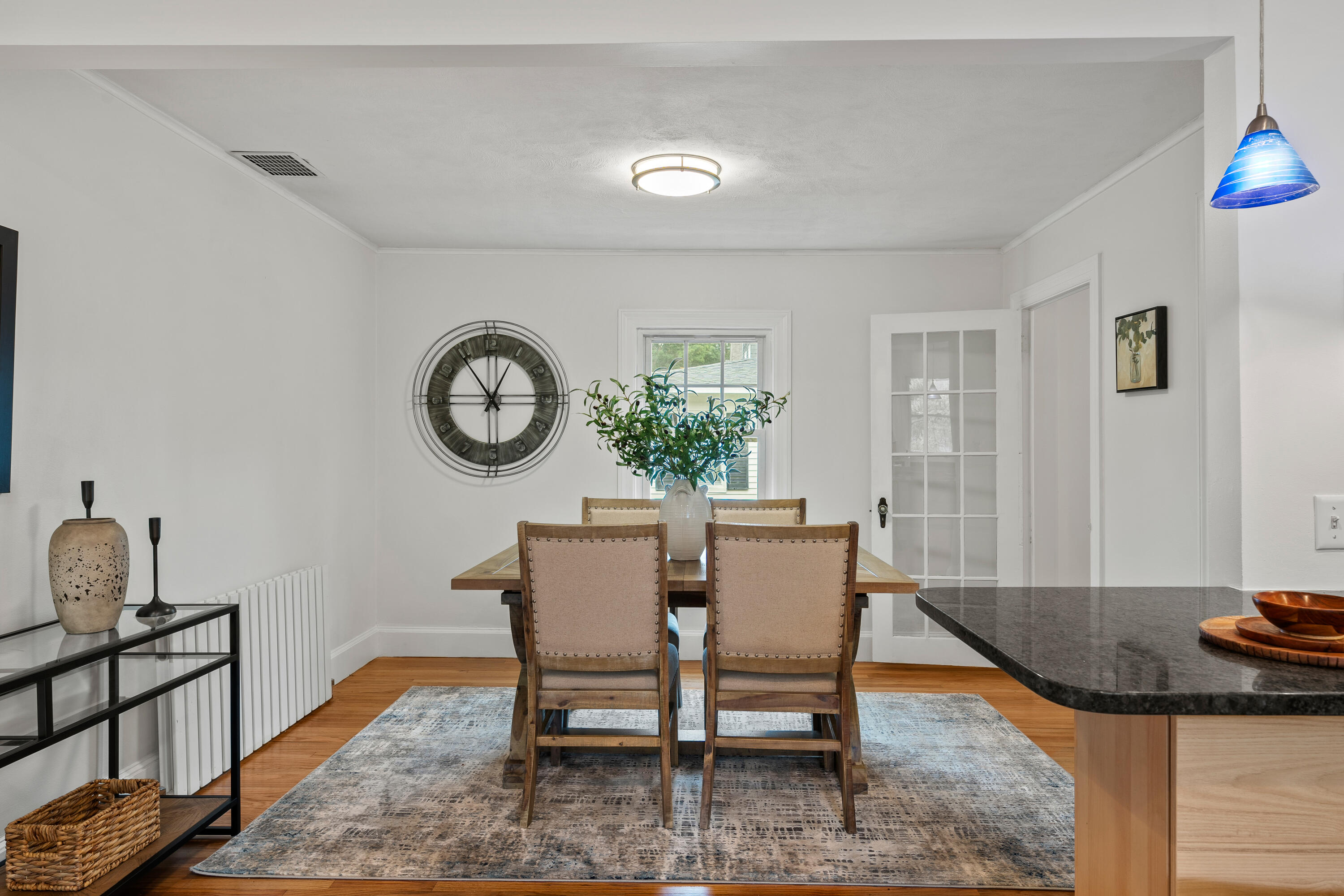 14 Charles Road Cape Elizabeth, ME 04107 - Photo 10 of 39 21_14 Charles Road_MorneauStudios_Print
