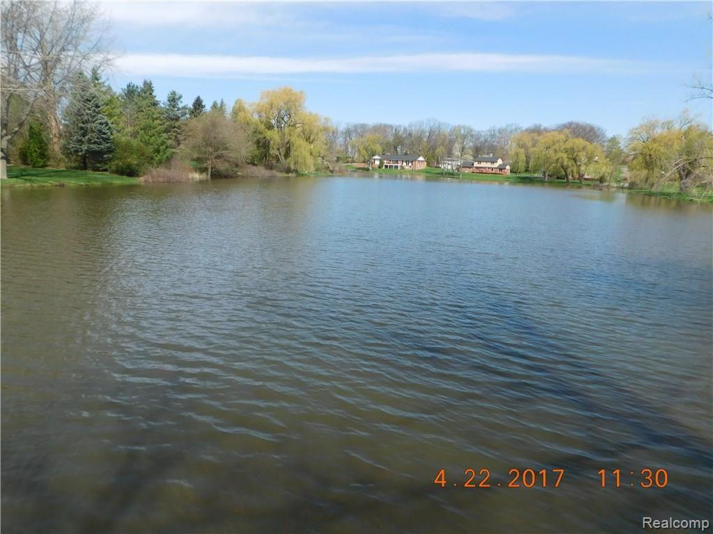 4290 Wendell Road West Bloomfield, MI 48323 - Photo 17 of 50