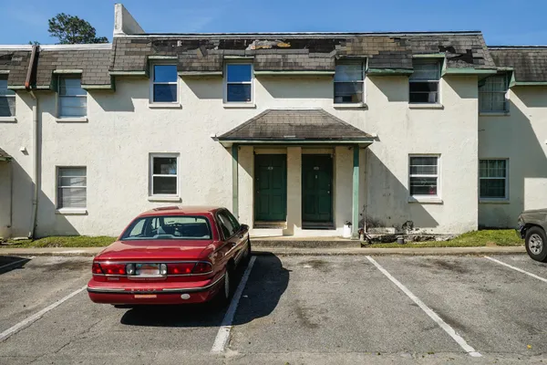 $1,100 | 2325 West Pensacola Street, Unit 155, Tallahassee, FL 32304