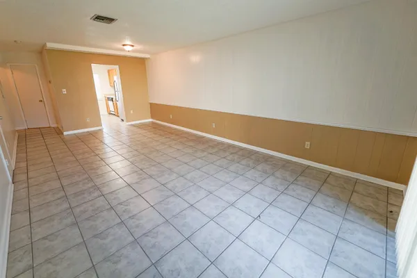 $1,100 | 2325 West Pensacola Street, Unit 155, Tallahassee, FL 32304