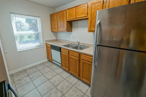 $1,100 | 2325 West Pensacola Street, Unit 155, Tallahassee, FL 32304
