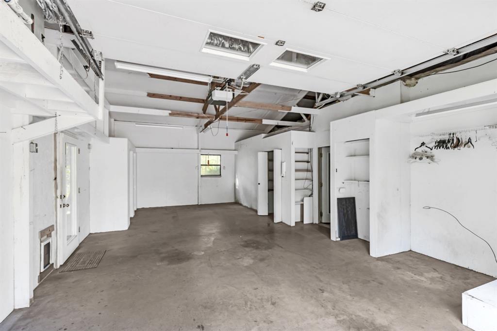 20 B Eastside Road Tyler, TX 75707 - Photo 6 of 23 a view of a partially built entryway