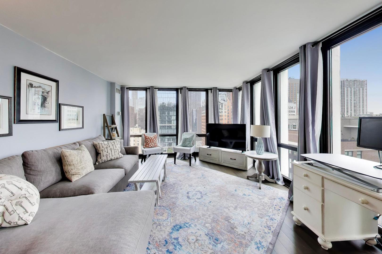 1 East Scott Street, Unit 1609 Chicago, IL 60610 - Photo 3 of 31