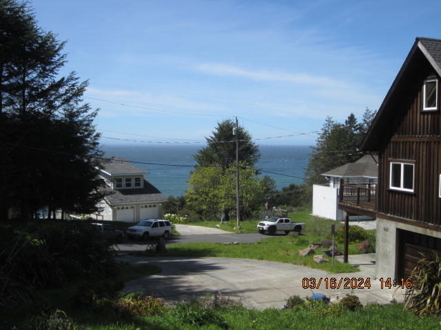 307 Ridge Road Shelter Cove, CA 95589 - Photo 1 of 1 Gallery Image 1