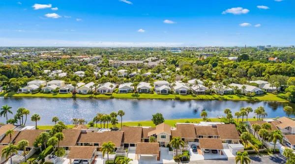 $995,000 | 3733 Cape Pointe Circle, Jupiter, FL 33477