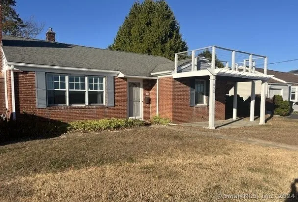 $2,600 | 855 Pequot Avenue, New London, CT 06320