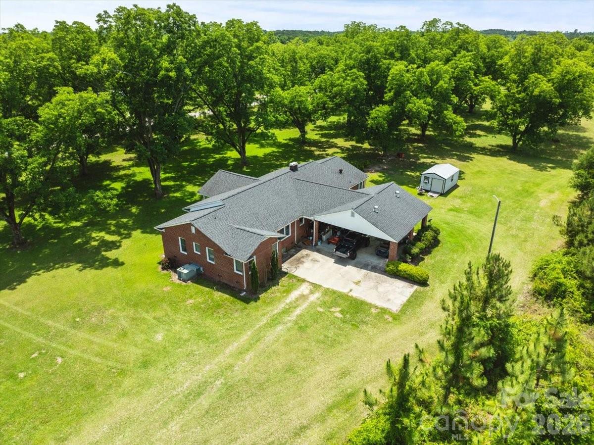 464 Lark Road Cheraw, SC 29520 - Photo 11 of 48