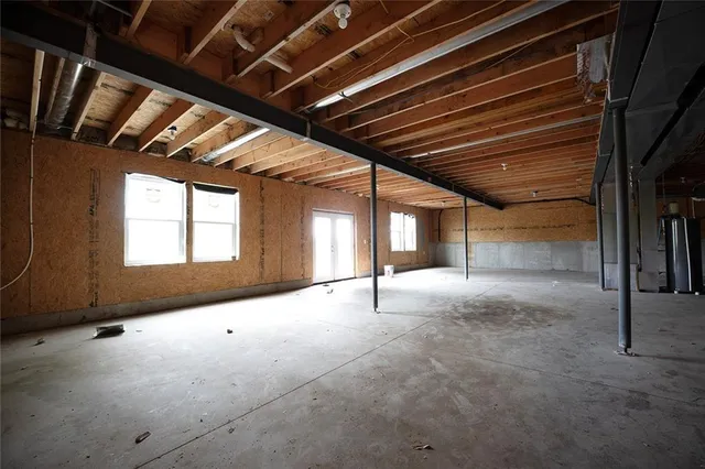 $475,000 | 3200 Junction Drive, Harrisonville, MO 64701