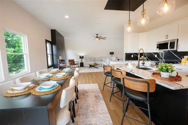 $469,000 | 3200 Junction Drive, Harrisonville, MO 64701