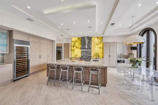 $25,000,000 | 4955 Southwest 83rd Street, Miami, FL 33143