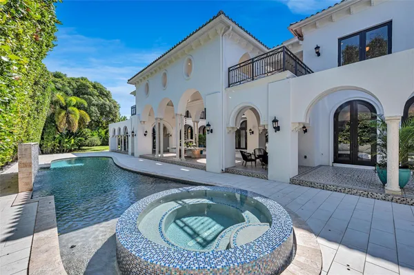 $25,000,000 | 4955 Southwest 83rd Street, Miami, FL 33143