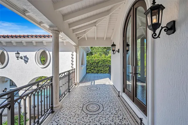 $25,000,000 | 4955 Southwest 83rd Street, Miami, FL 33143