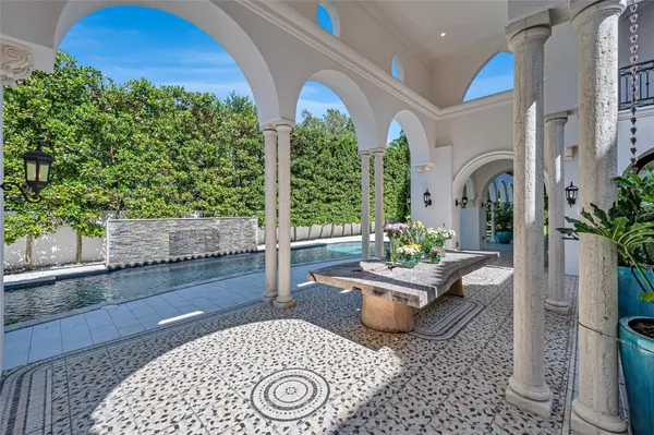$25,000,000 | 4955 Southwest 83rd Street, Miami, FL 33143