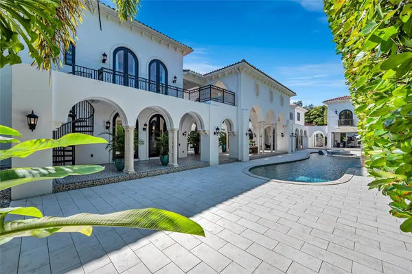 $25,000,000 | 4955 Southwest 83rd Street, Miami, FL 33143