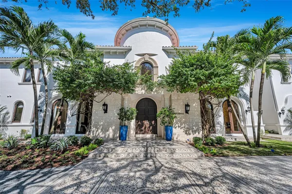 $25,000,000 | 4955 Southwest 83rd Street, Miami, FL 33143