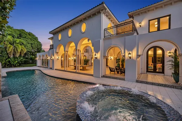 $25,000,000 | 4955 Southwest 83rd Street, Miami, FL 33143