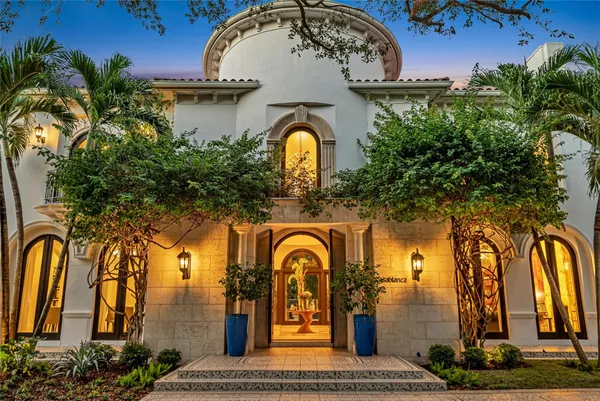 $25,000,000 | 4955 Southwest 83rd Street, Miami, FL 33143
