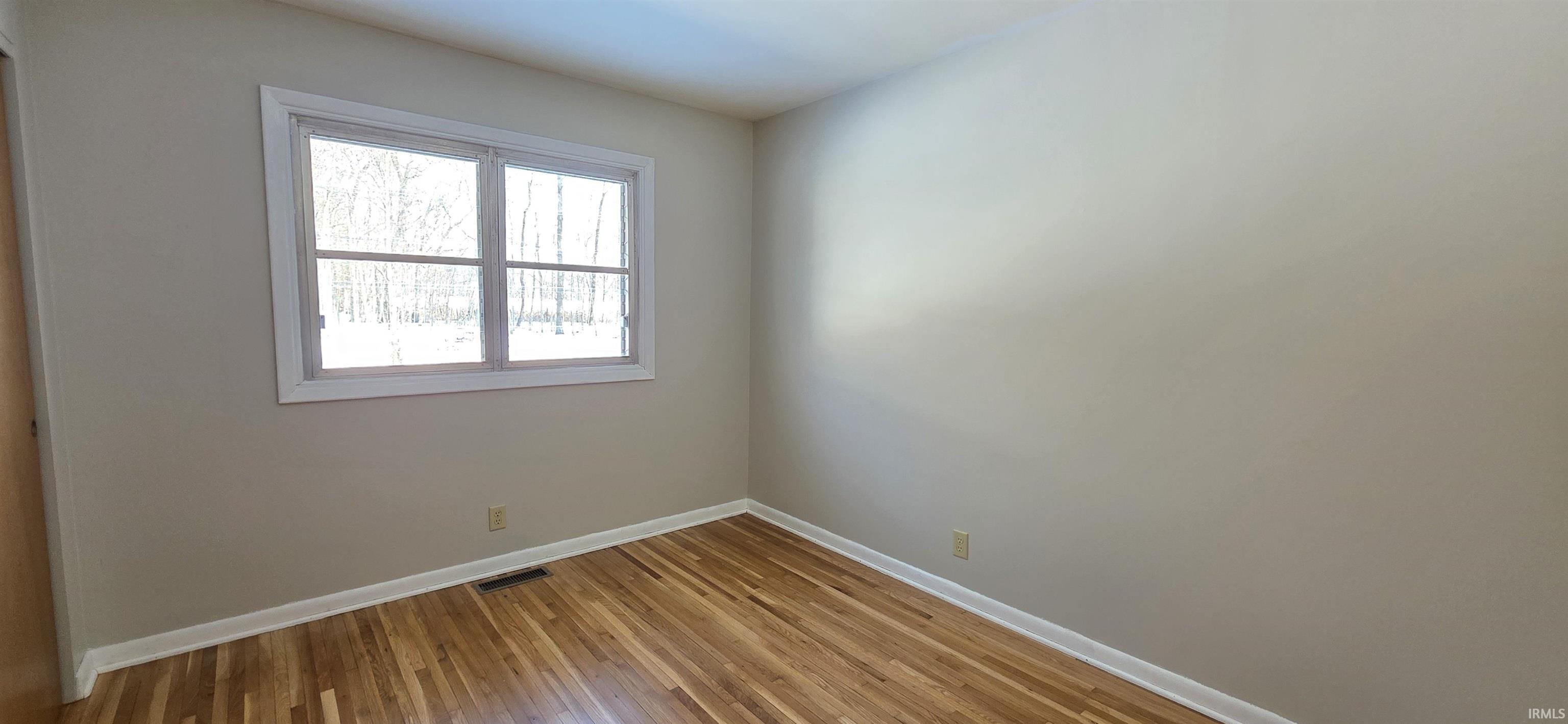 10335 Wayne Trace Fort Wayne, IN 46816 - Photo 16 of 36