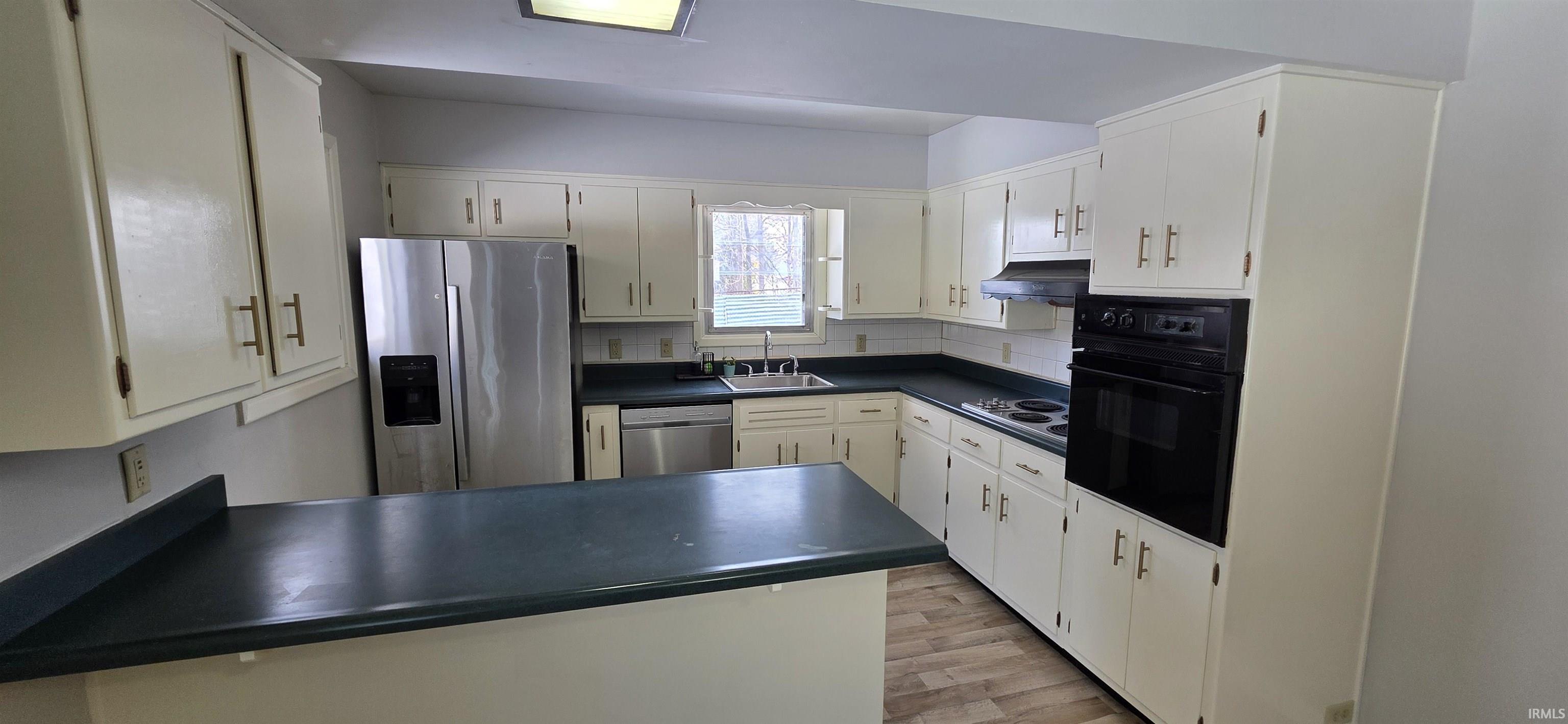 10335 Wayne Trace Fort Wayne, IN 46816 - Photo 6 of 36