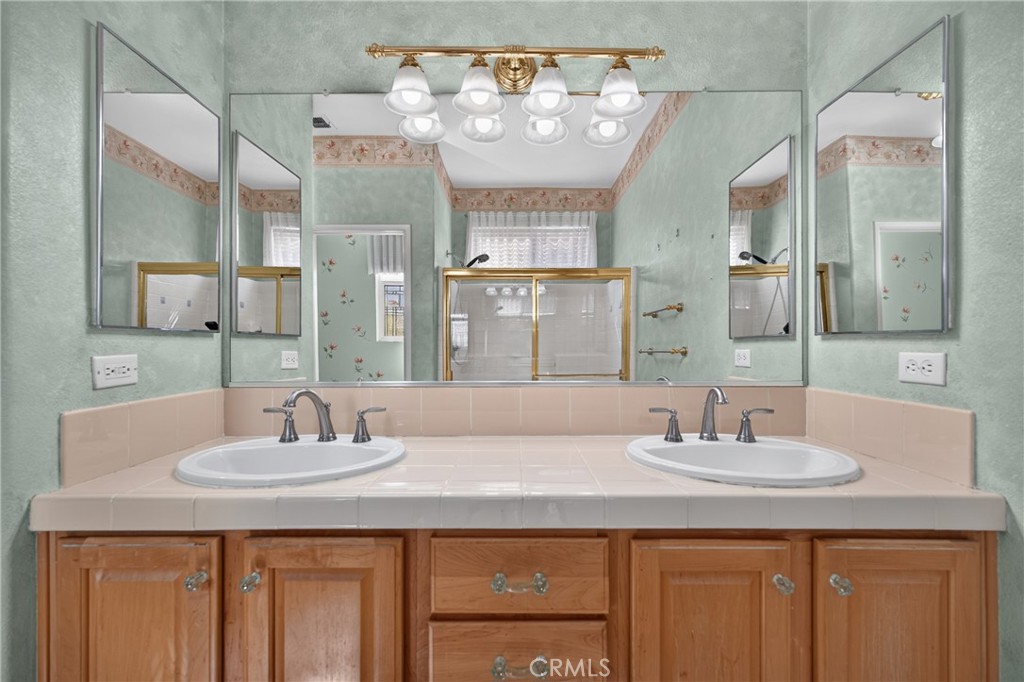 5001 Rio Bravo Drive Banning, CA 92220 - Photo 28 of 38 Primary bathroom sink area