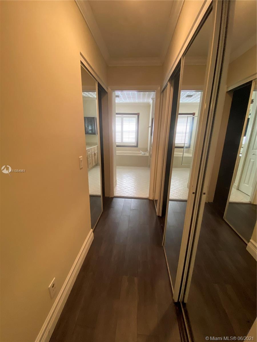 1435 Seabay Road Weston, FL 33326 - Photo 18 of 34 Gallery Image 18