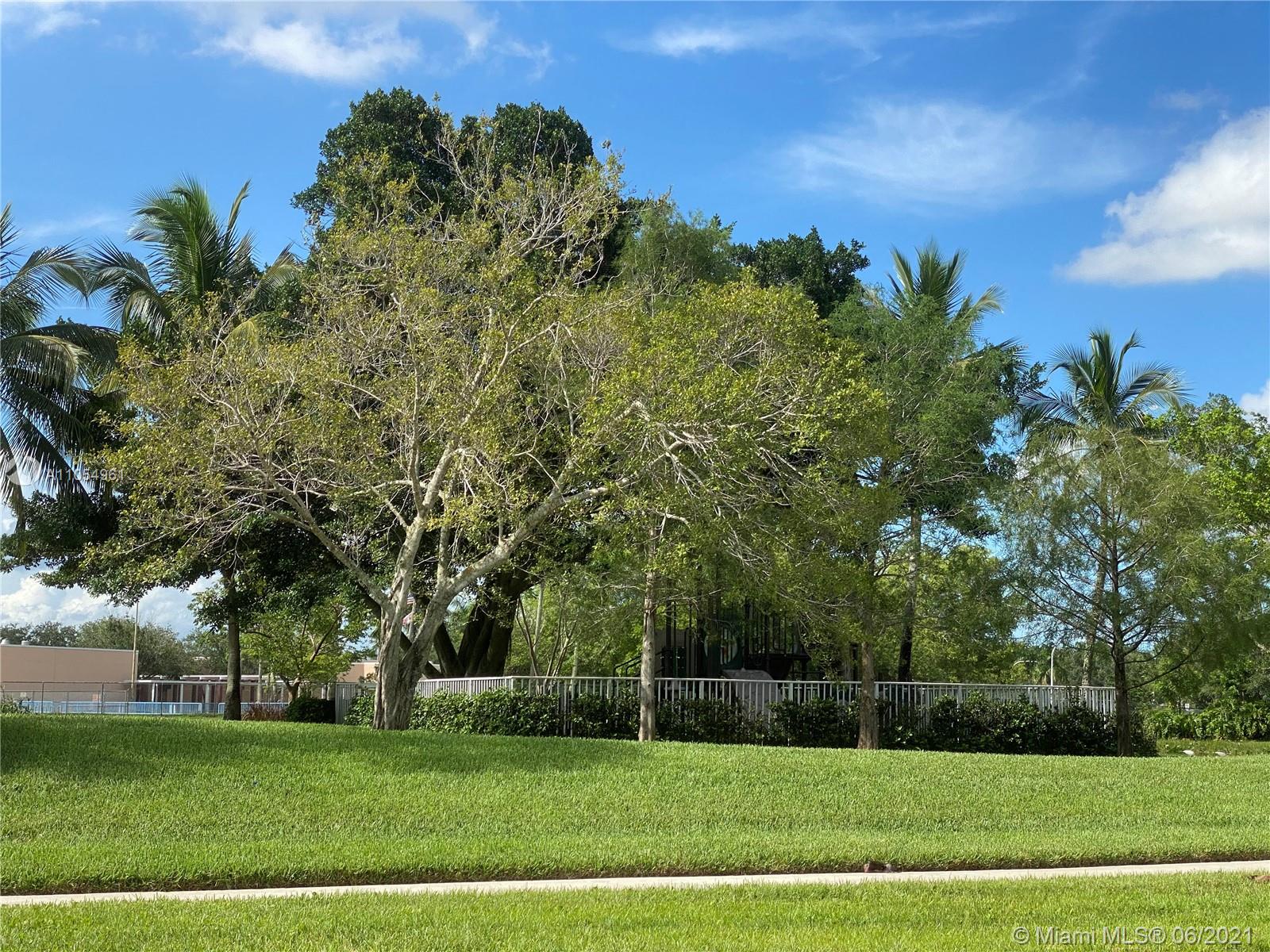 1435 Seabay Road Weston, FL 33326 - Photo 33 of 34 Gallery Image 33