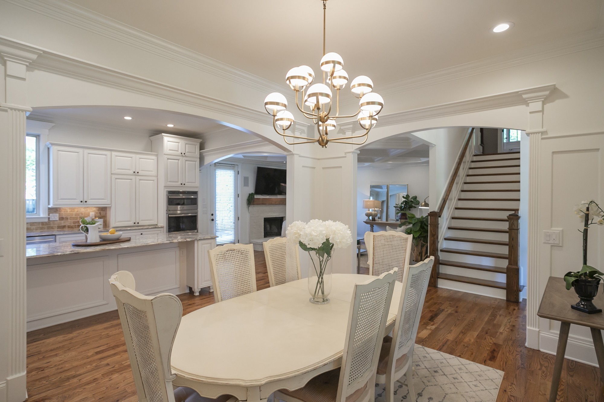 144 Alton Road Nashville, TN 37205 - Photo 8 of 46