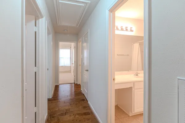 $2,500 | 6618 Trenton Lake Lane, Houston, TX 77041