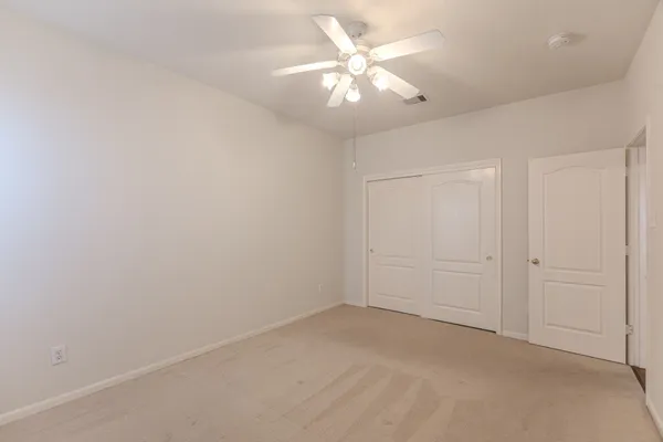 $2,500 | 6618 Trenton Lake Lane, Houston, TX 77041