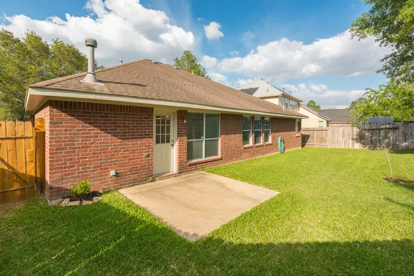 $2,500 | 6618 Trenton Lake Lane, Houston, TX 77041
