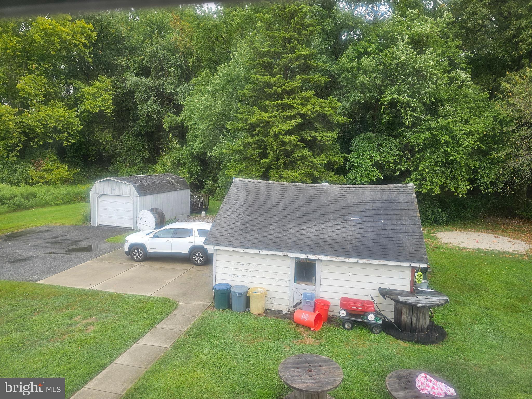 609 Cedar Crest Drive Carneys Point, NJ 08069 - Photo 34 of 36