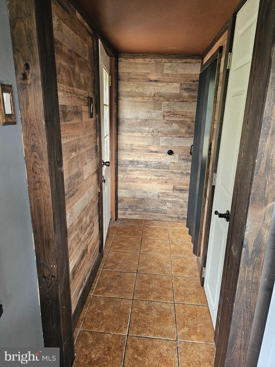 609 Cedar Crest Drive Carneys Point, NJ 08069 - Photo 9 of 36