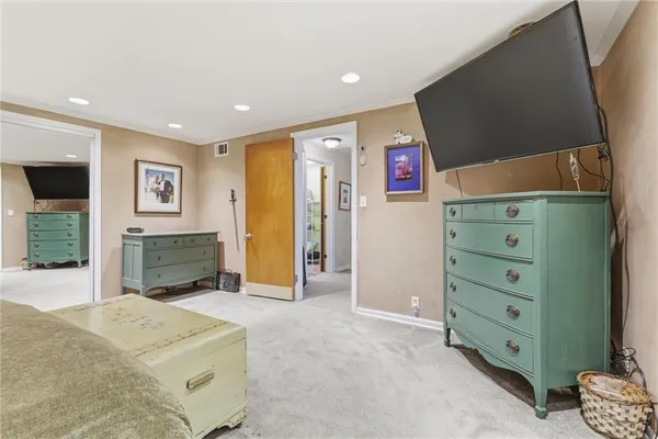 $349,000 | 9600 Johnson Drive, Shawnee, KS 66203