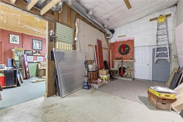 $349,000 | 9600 Johnson Drive, Shawnee, KS 66203