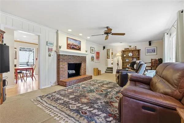 $349,000 | 9600 Johnson Drive, Shawnee, KS 66203