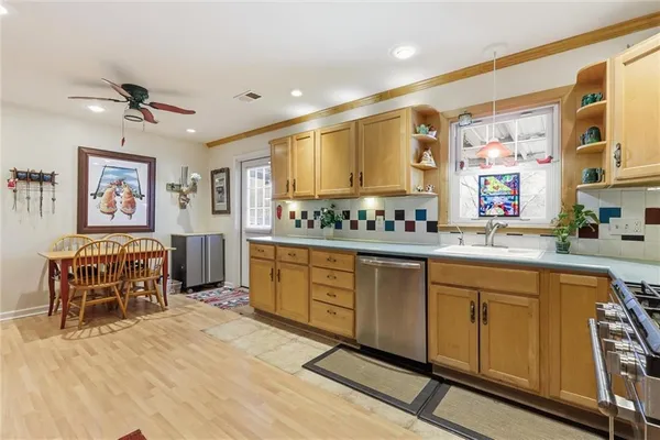 $349,000 | 9600 Johnson Drive, Shawnee, KS 66203