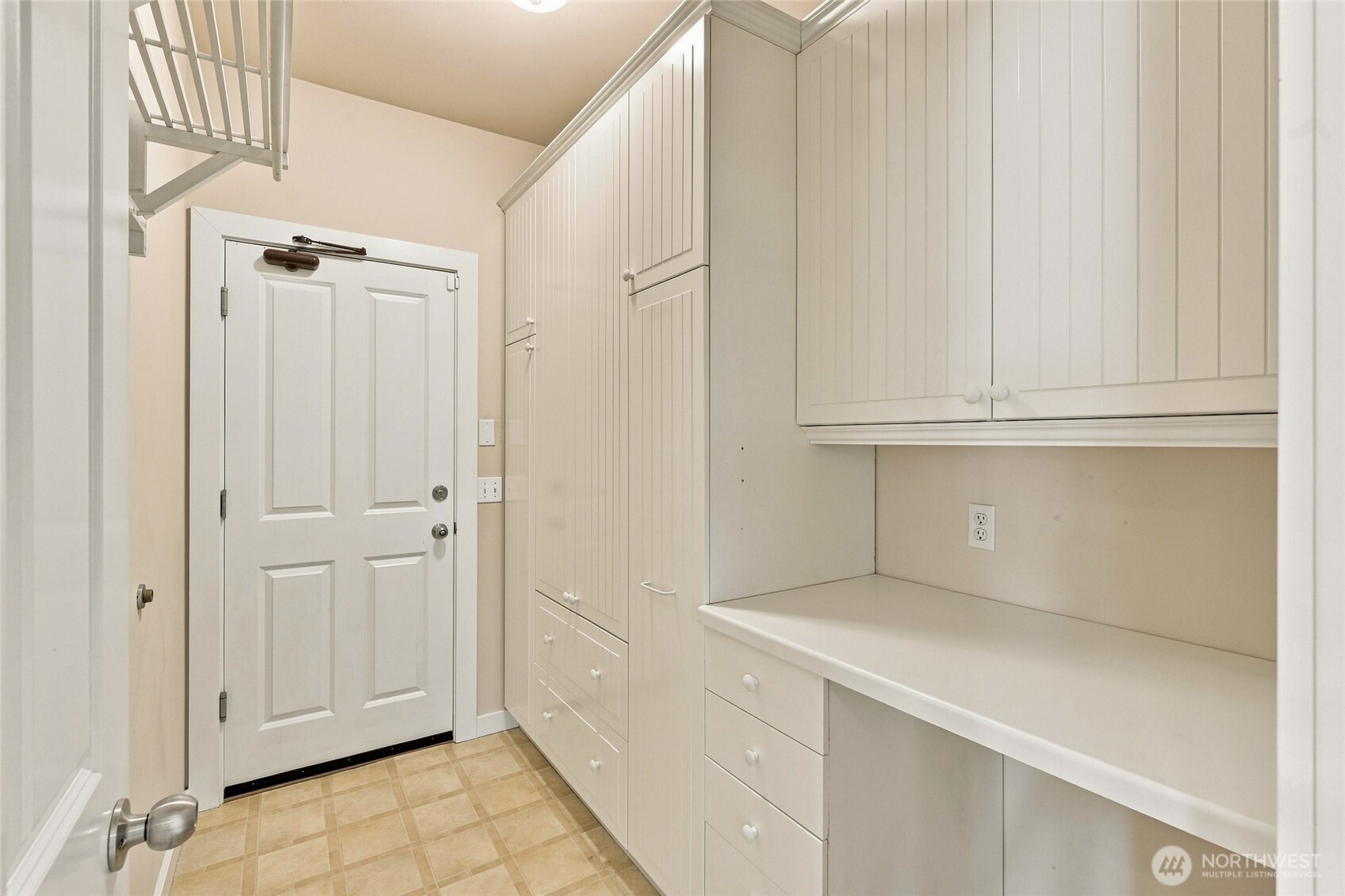 6002 Southeast 2nd Street Renton, WA 98059 - Photo 18 of 40 Gallery Image 18