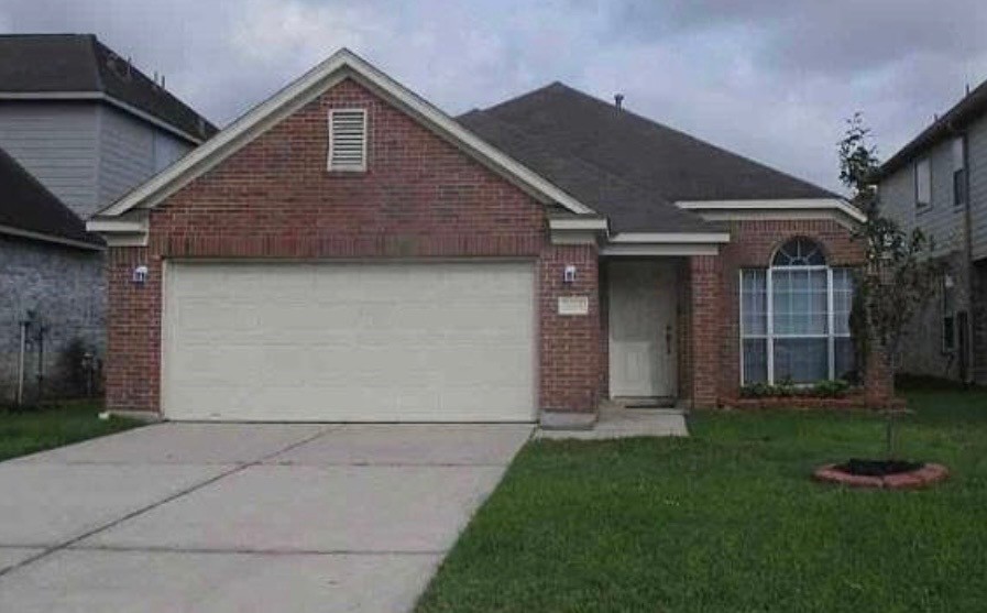 22531 Goss Spring Court Spring, TX 77373 - Photo 1 of 26 Front view of the house.