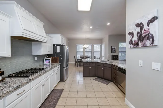 $560,000 | 5945 North La Paz Avenue, Fresno, CA 93723