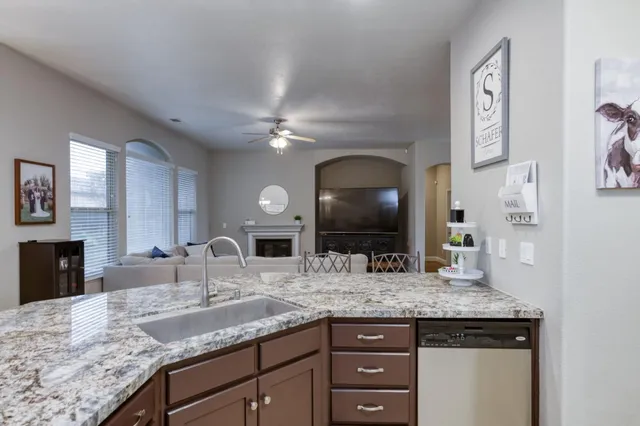 $560,000 | 5945 North La Paz Avenue, Fresno, CA 93723