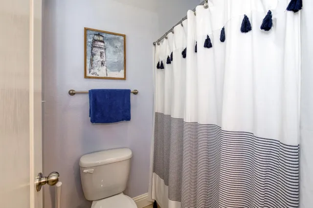 $560,000 | 5945 North La Paz Avenue, Fresno, CA 93723