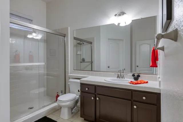 $560,000 | 5945 North La Paz Avenue, Fresno, CA 93723