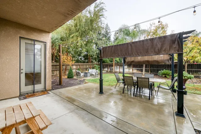 $560,000 | 5945 North La Paz Avenue, Fresno, CA 93723