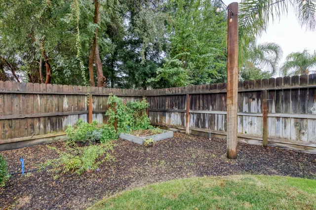 $560,000 | 5945 North La Paz Avenue, Fresno, CA 93723